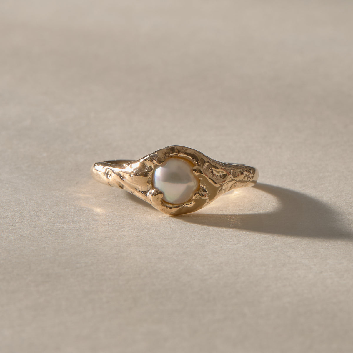 Yemayá Pearl Ring | Gold