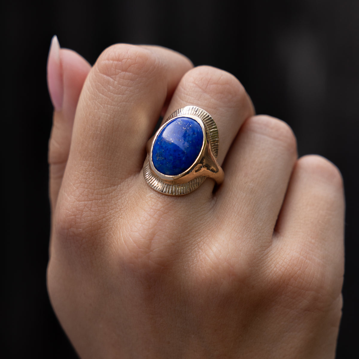 Inanna Lapis Shield Ring | Gold