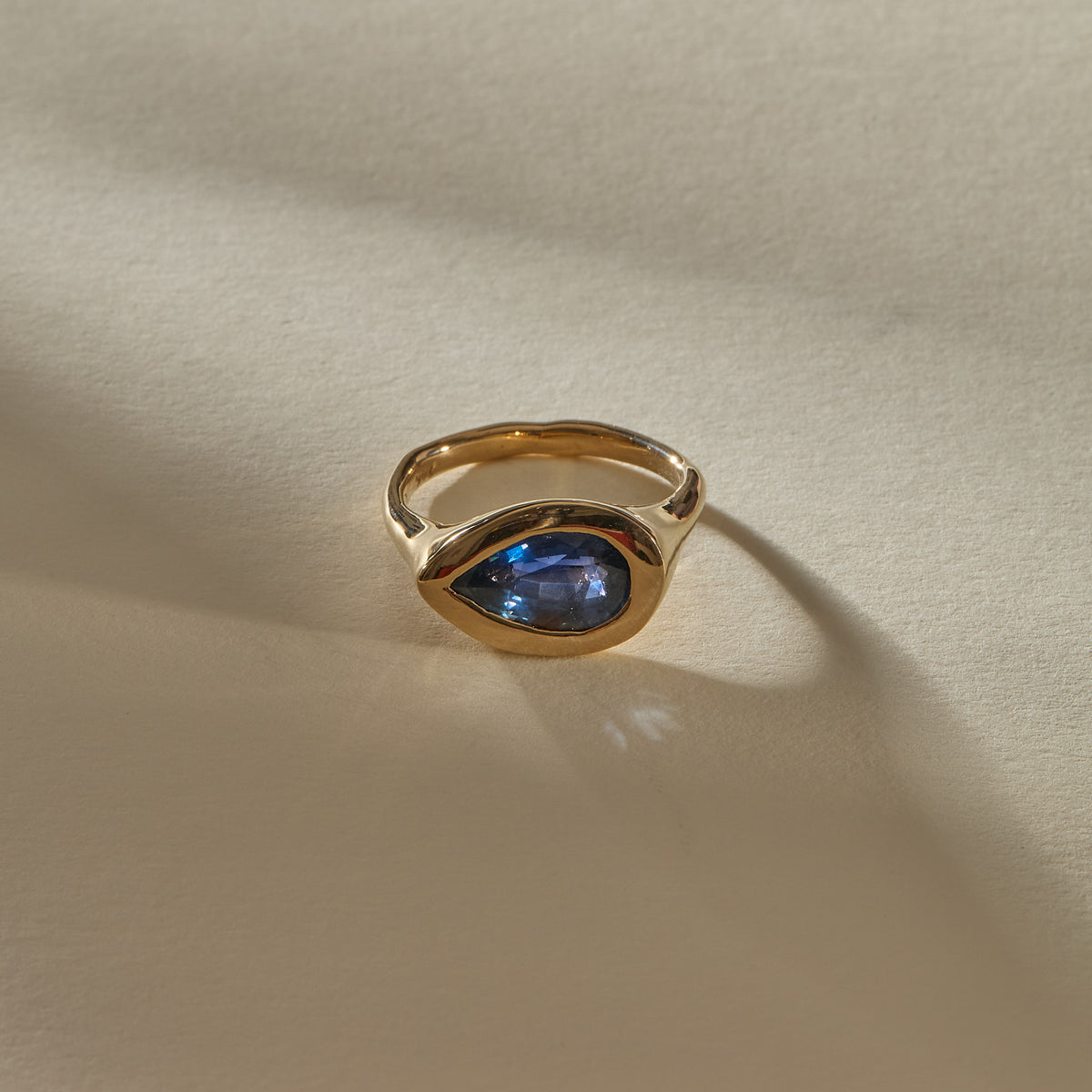 Umba Sapphire Signet Ring | OOAK