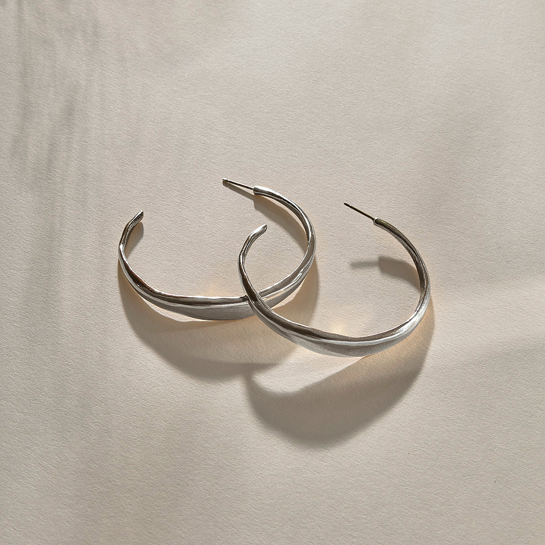 La Mer Hoops | Silver