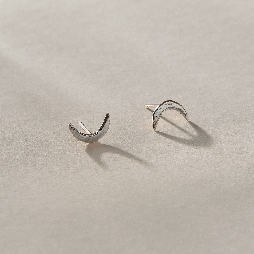 Moon Studs | Silver