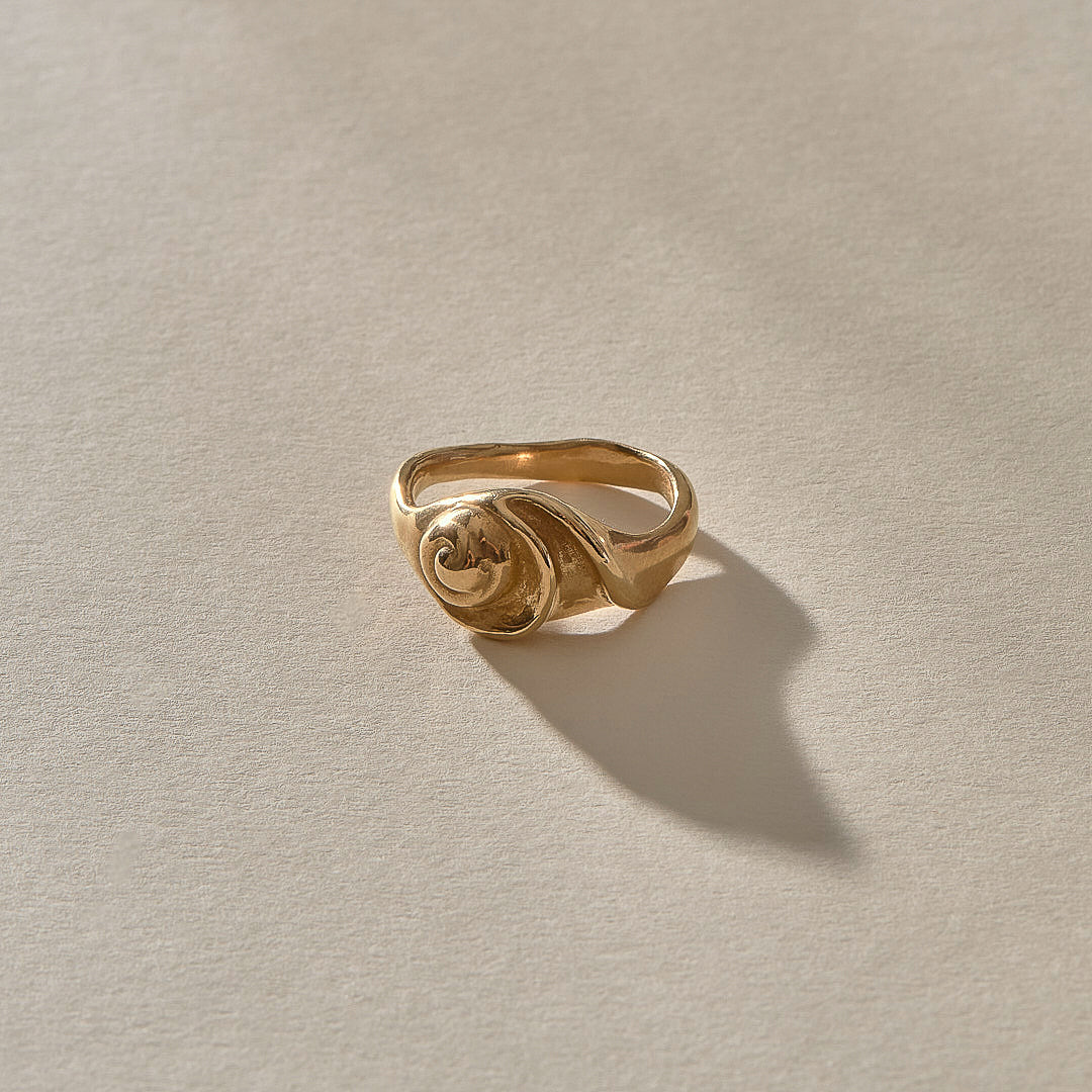 Neptune Shell Ring | Gold