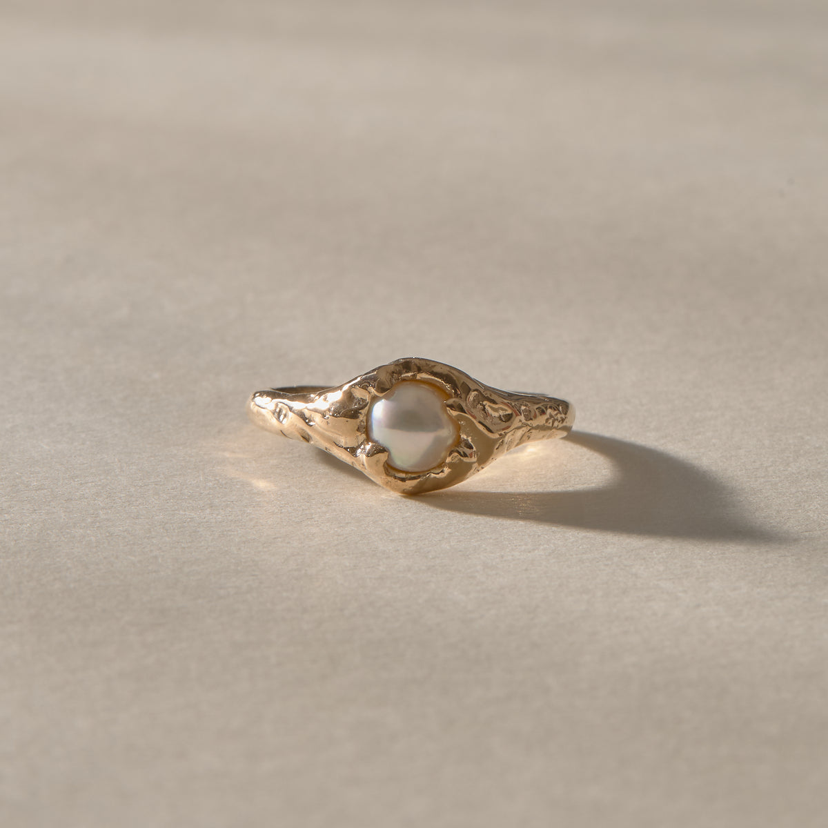 Yemayá Pearl Ring | Gold