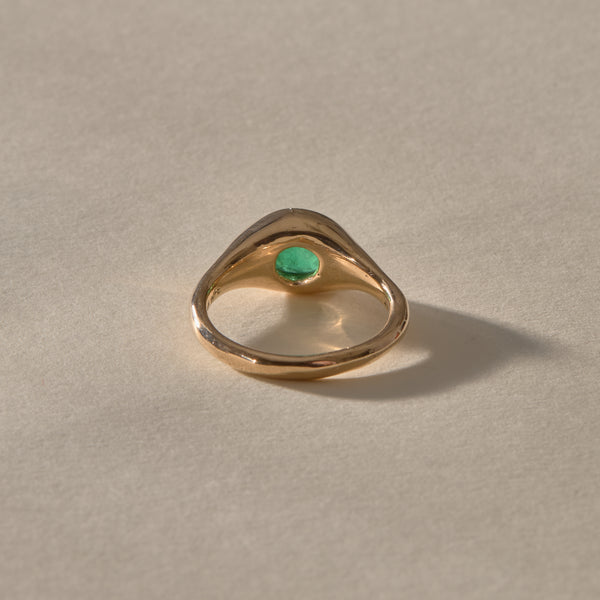 Fura Emerald Smooth Signet Ring | OOAK