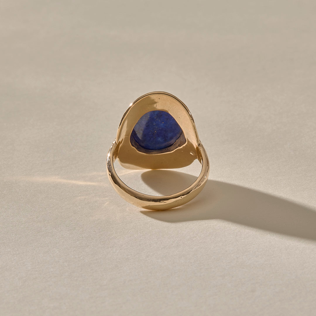 Inanna Lapis Shield Ring | Gold
