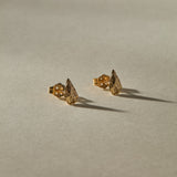 Arrowhead Studs | Gold
