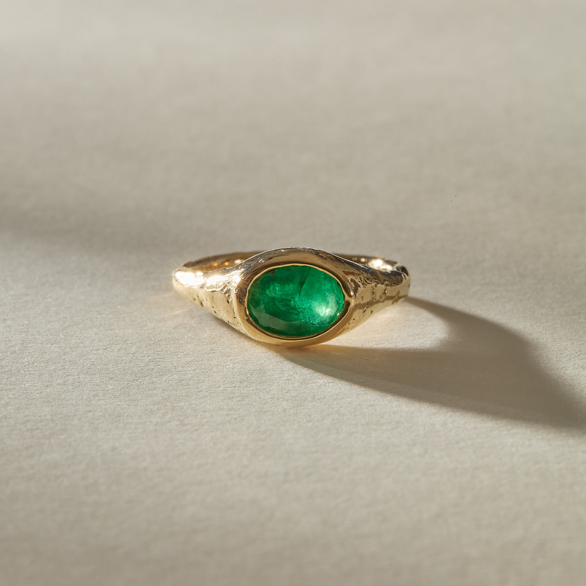Fura Emerald Textured Signet Ring | OOAK