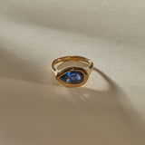 Umba Sapphire Signet Ring