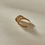 Umba Sapphire Signet Ring