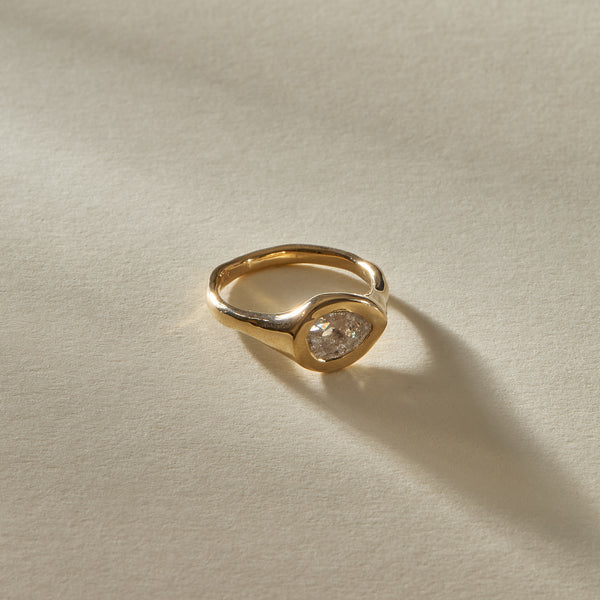 Oria Diamond Signet Ring  | OOAK