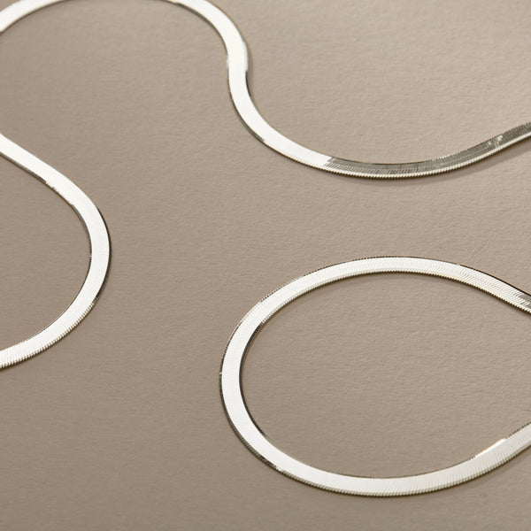 Fehu 2.7mm Herringbone Necklace | Silver