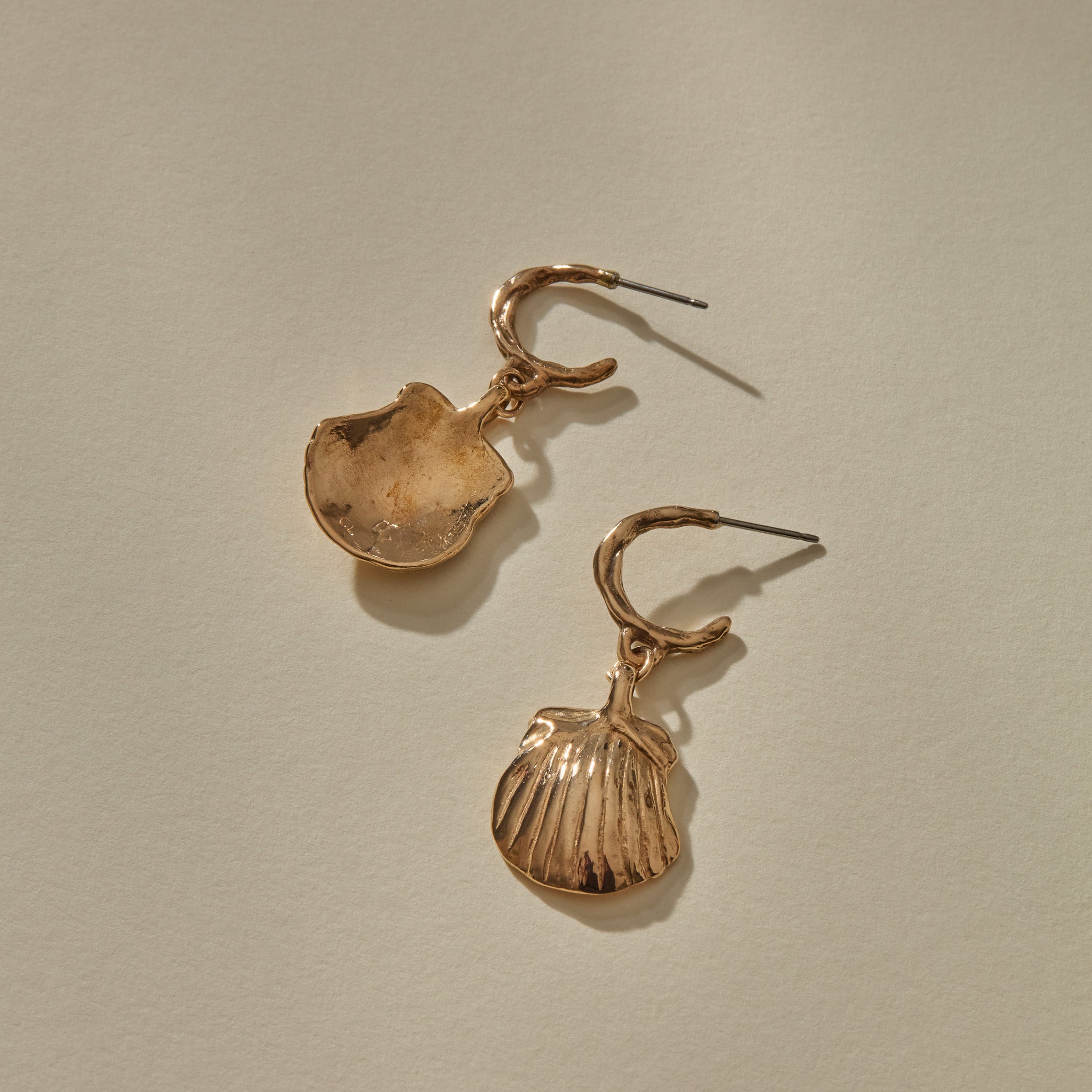 Elysian Shell Hoops | Bronze