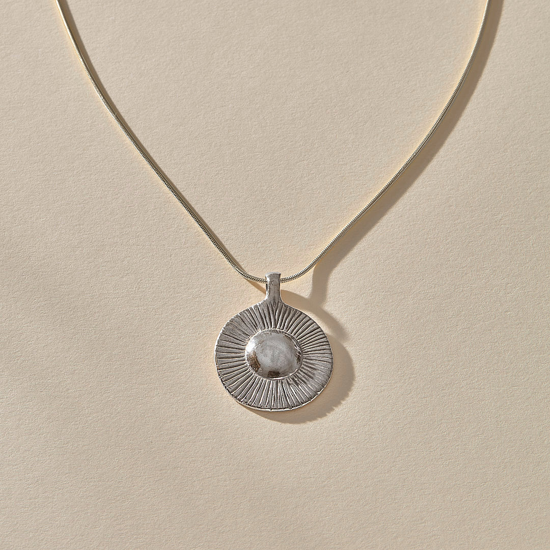 Heart of the Sun Necklace | Silver