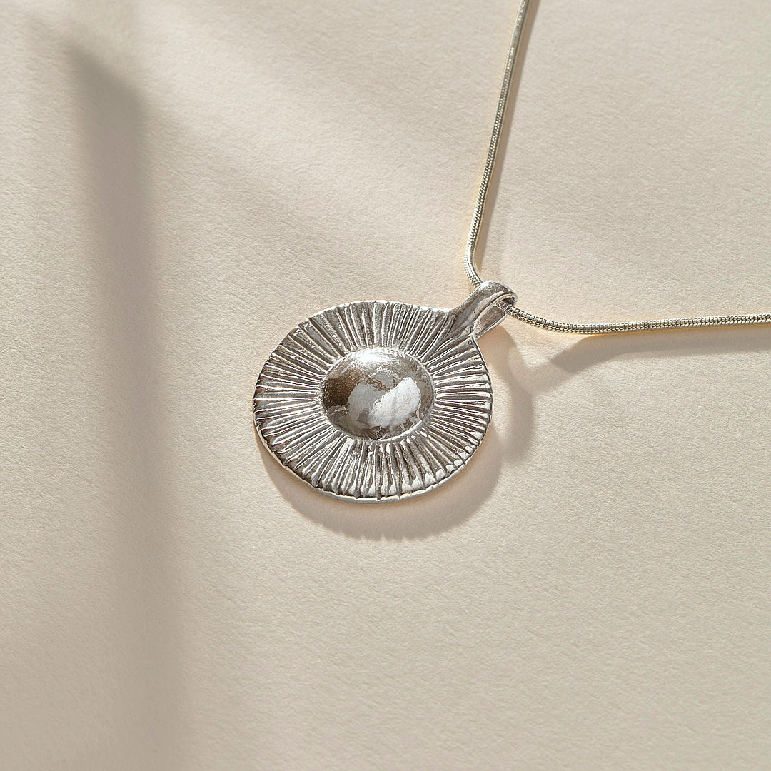 Heart of the Sun Necklace | Silver