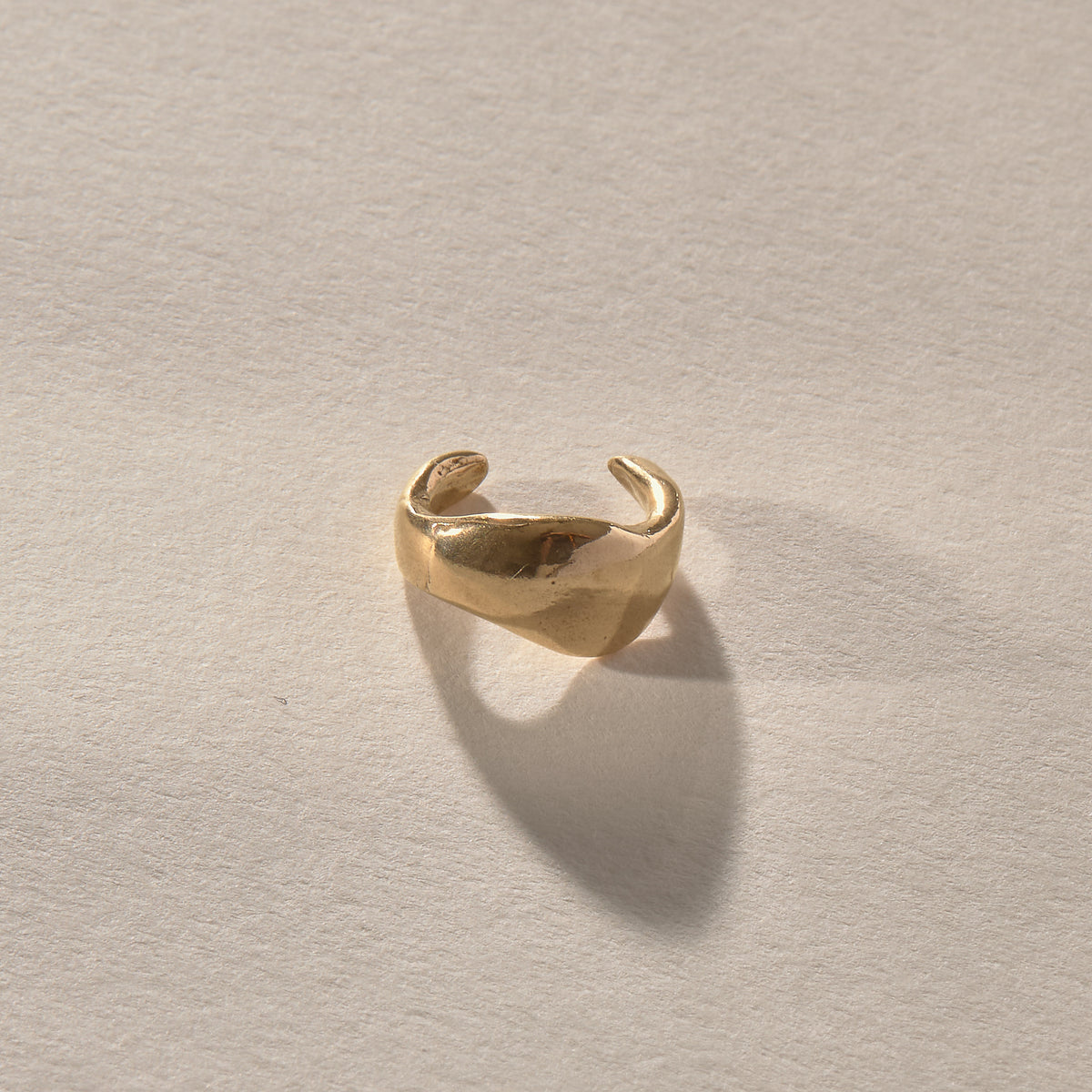 Inanna Ear Cuff | Gold