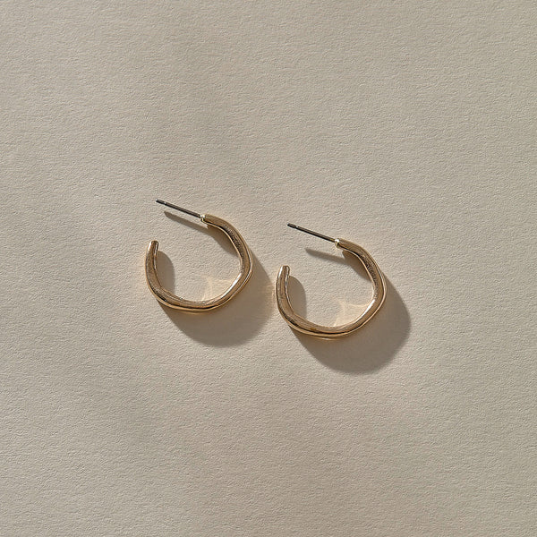 Lola Hoops | Bronze