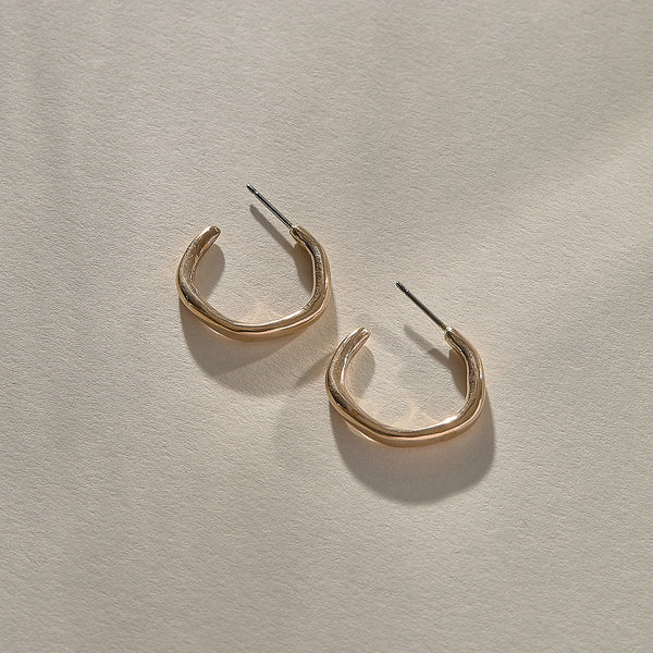 Lola Hoops | Bronze