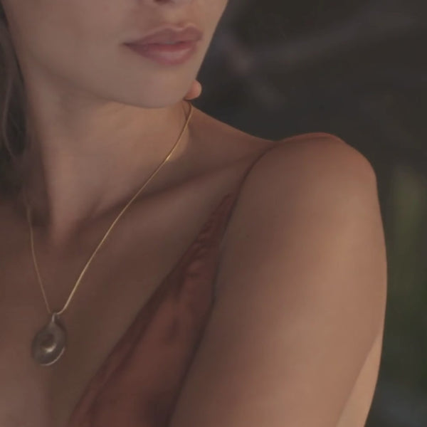 Heart of the Sun Necklace | Bronze