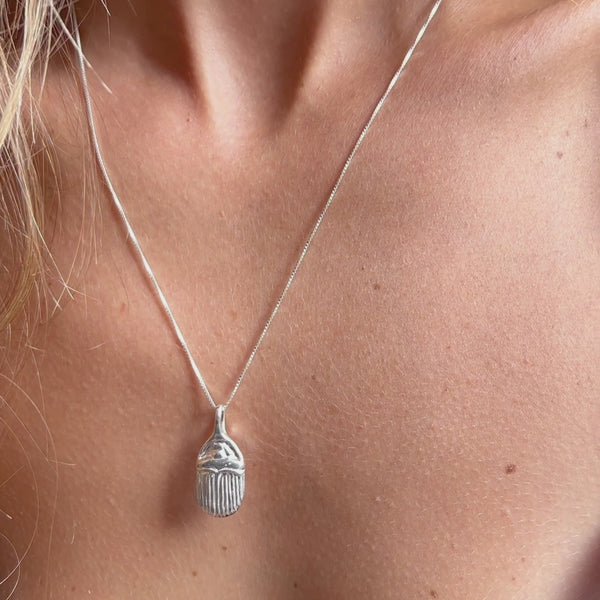 Scarab Amulet Necklace | Silver